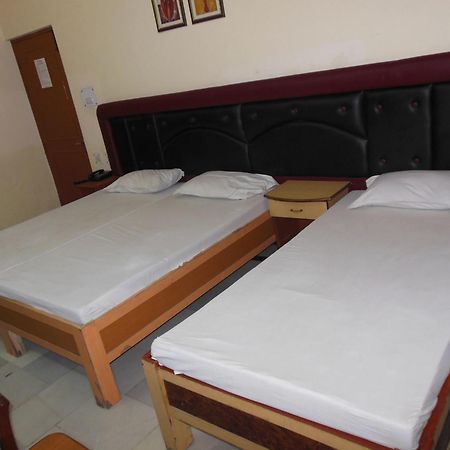 Hotel Taj Plaza, Vip Road, Agra Agra  Bagian luar foto