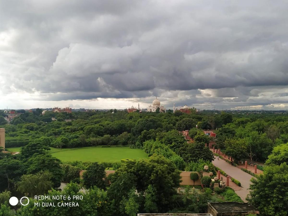 Hotel Taj Plaza, Vip Road, Agra Agra  Bagian luar foto