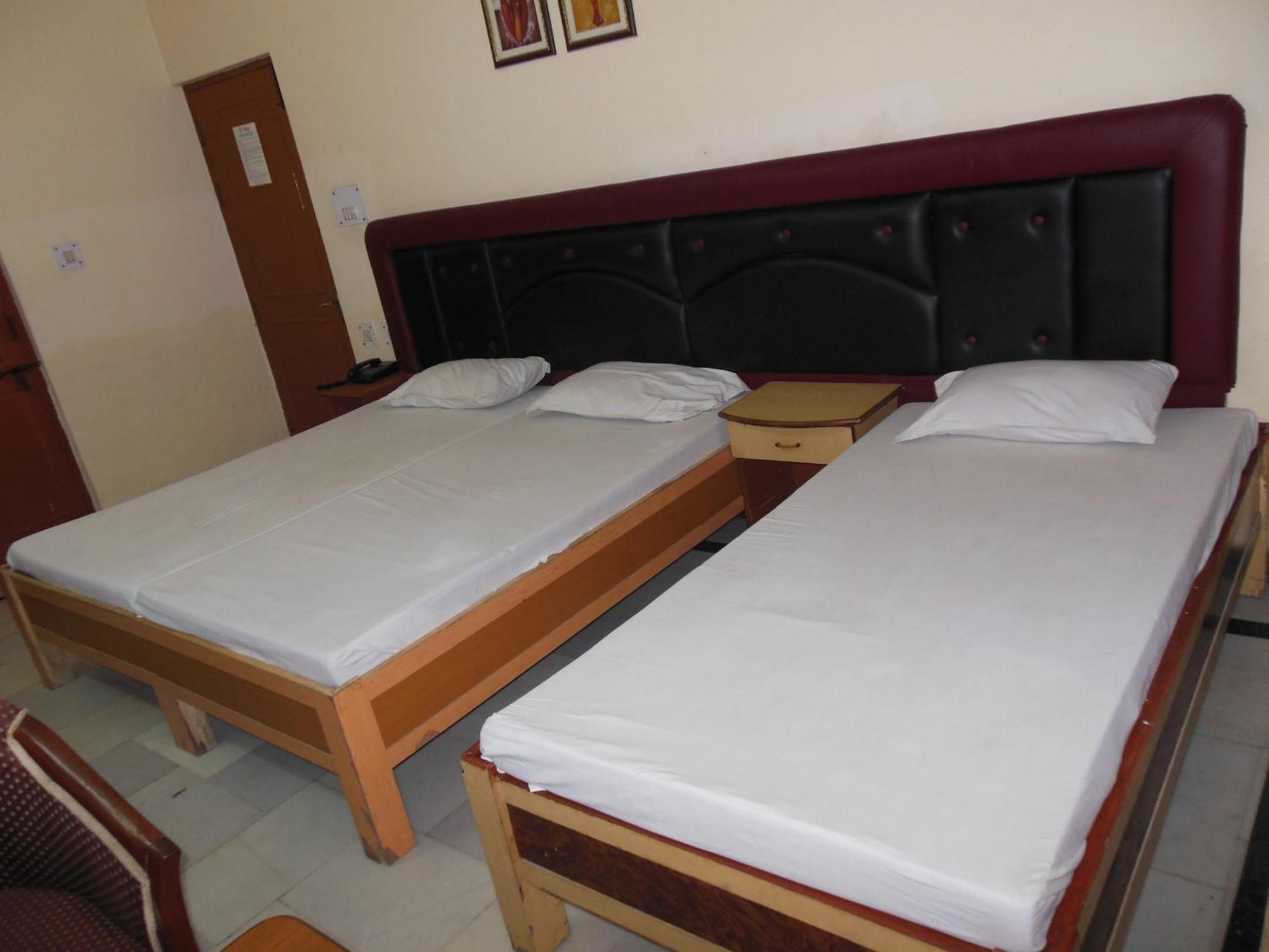 Hotel Taj Plaza, Vip Road, Agra Agra  Bagian luar foto