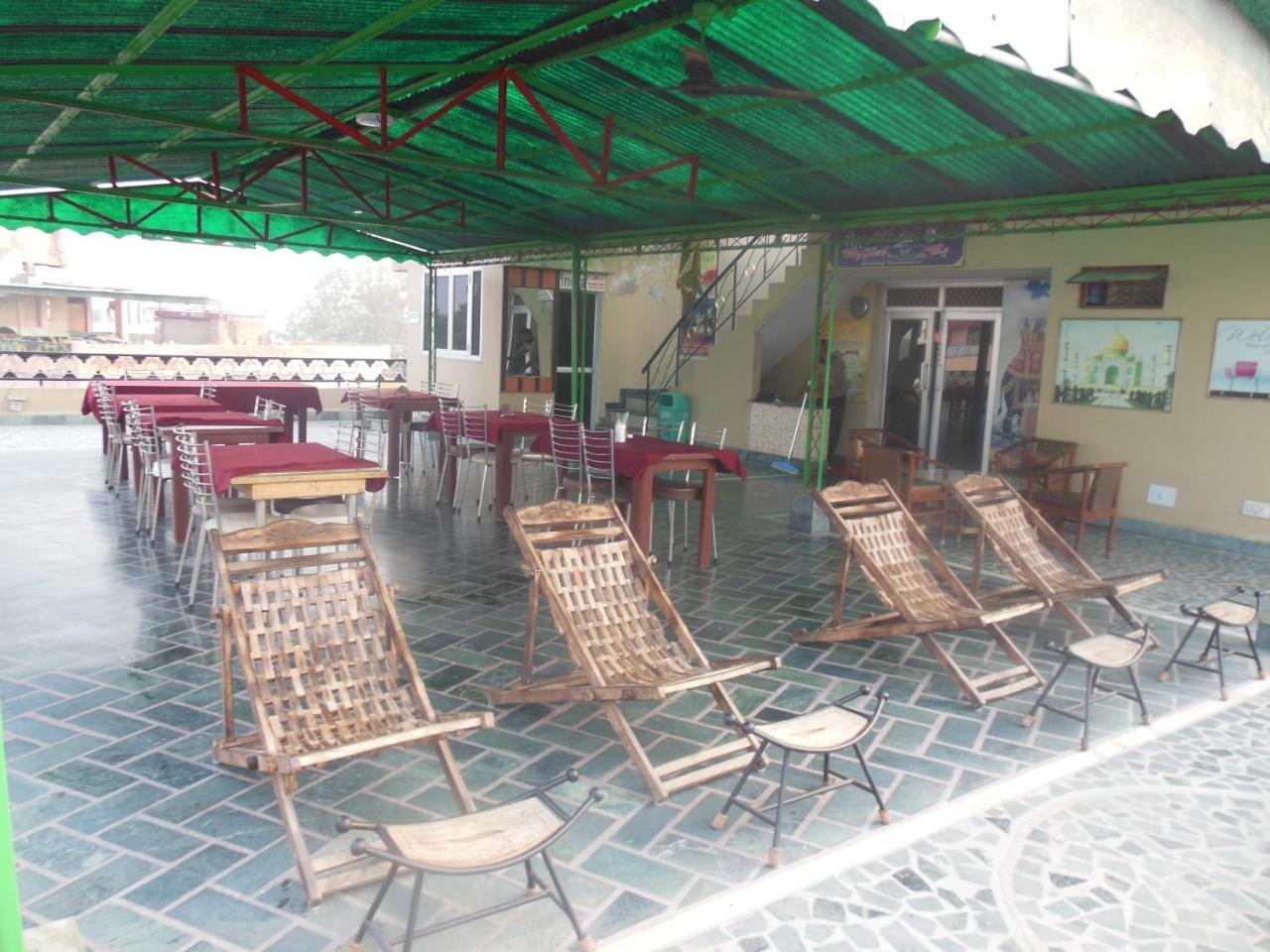 Hotel Taj Plaza, Vip Road, Agra Agra  Bagian luar foto