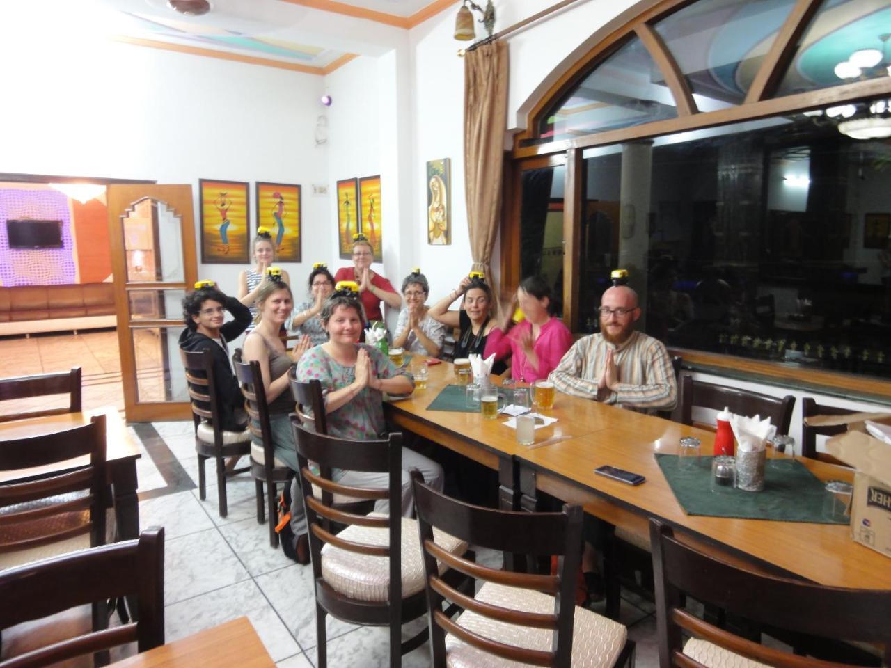 Hotel Taj Plaza, Vip Road, Agra Agra  Bagian luar foto