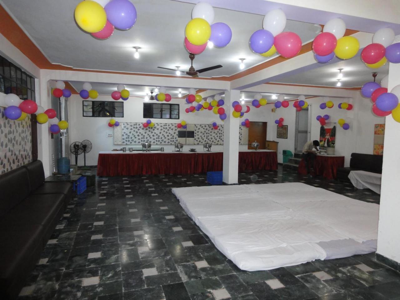 Hotel Taj Plaza, Vip Road, Agra Agra  Bagian luar foto